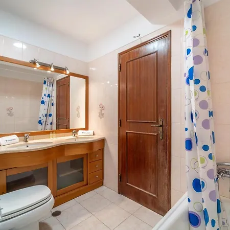 Quarteira - 2 D By Hellovacations * Loulé