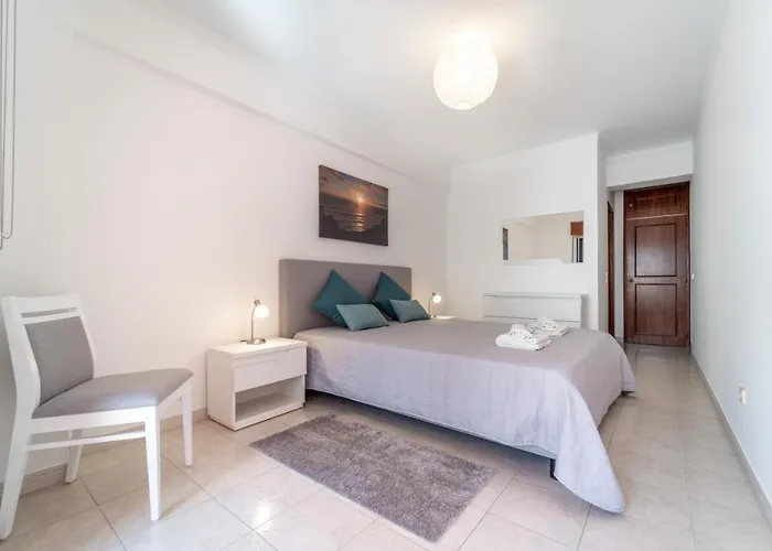 Quarteira - 2 D By Hellovacations * 楼尔