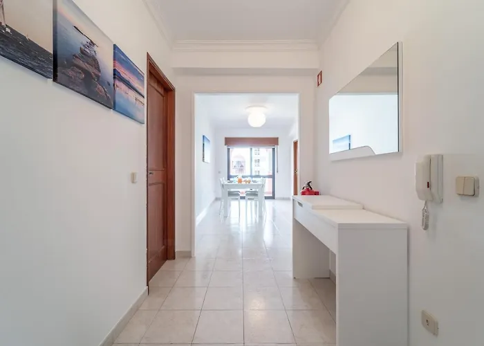 Apartment Quarteira - 2 D By Hellovacations